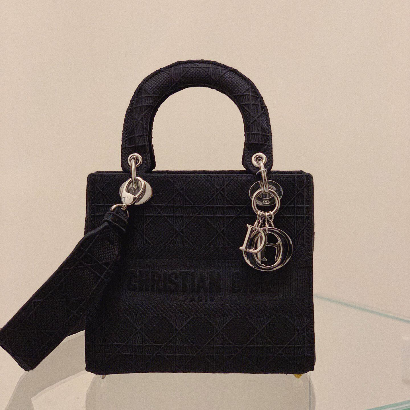 christian dior d lite bag price